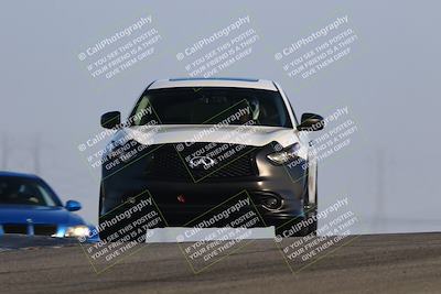 media/Oct-19-2025-Speed Ventures (Sun) [[a6e7fe67be]]/Black/Session 1 (Grapevine)/